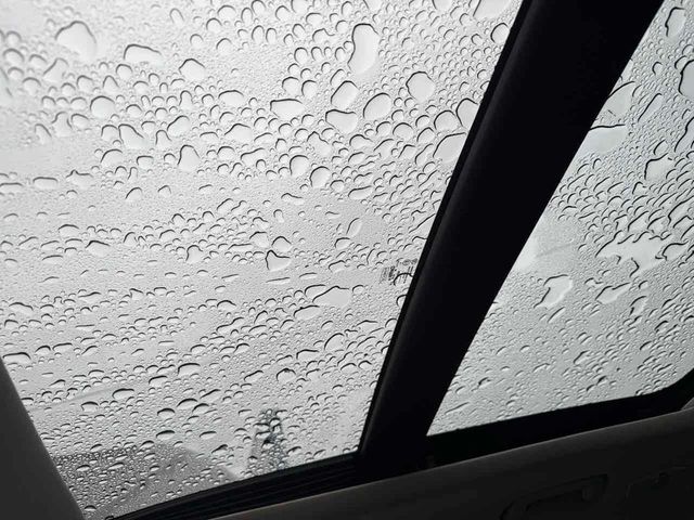 2017 Ford Escape SE 4WD - 22953326 - 16