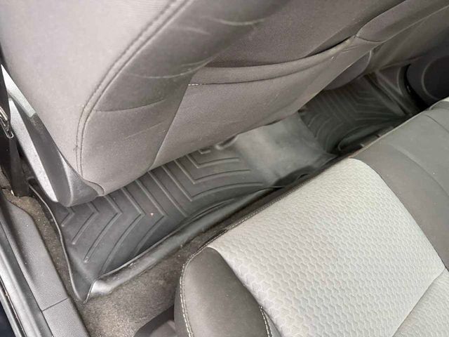 2017 Ford Escape SE 4WD - 22953326 - 19