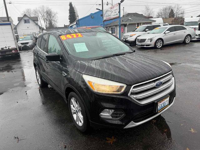 2017 Ford Escape SE 4WD - 22953326 - 2