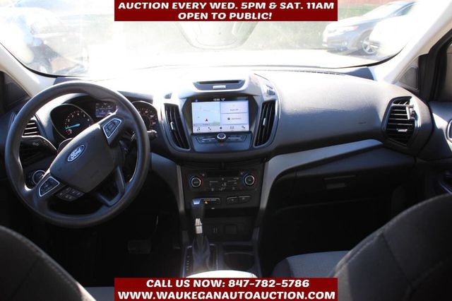 2017 Ford Escape SE 4WD - 22943714 - 6