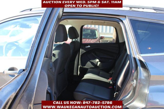 2017 Ford Escape SE 4WD - 22943714 - 7