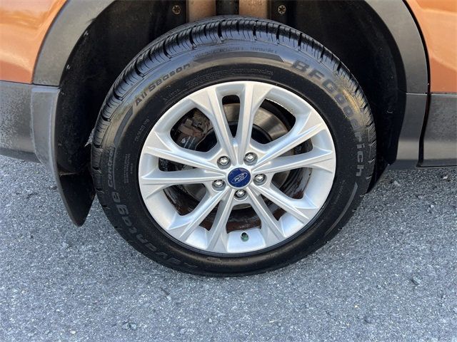 2017 Ford Escape SE photo 15