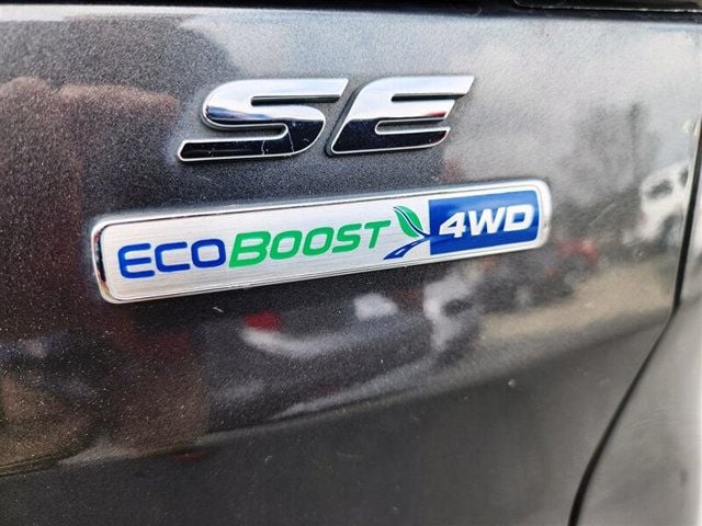 2017 Ford Escape SE 4WD - 22375857 - 4