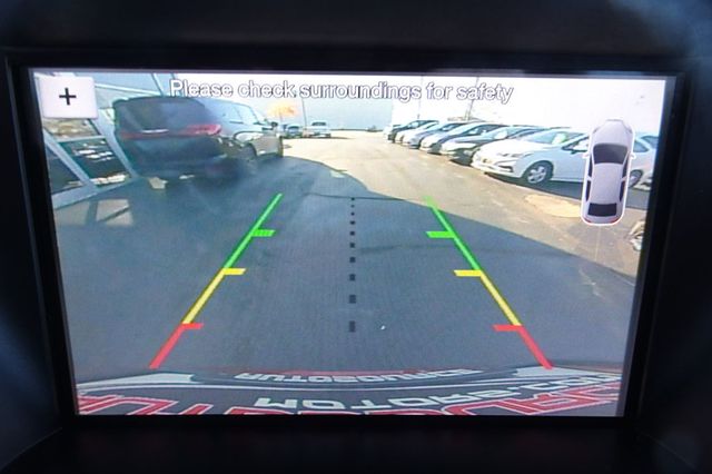 2017 Ford Escape SE 4WD - 22934712 - 16
