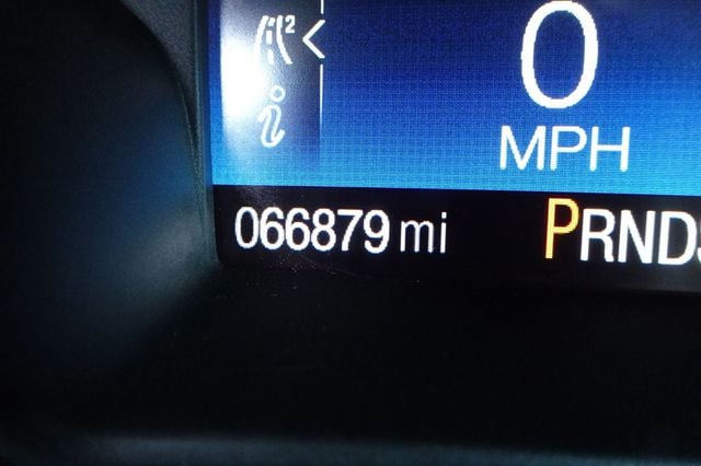 2017 Ford Escape SE 4WD - 22934712 - 18