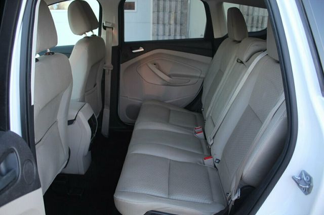 2017 Ford Escape  SE ECOBOOST AWD W/NEW SET OF TIRES, NEW BRAKE SERVICE  - 22971842 - 25