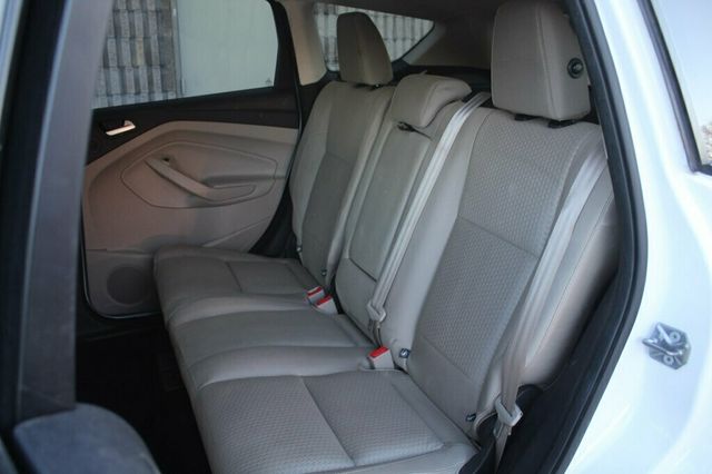 2017 Ford Escape  SE ECOBOOST AWD W/NEW SET OF TIRES, NEW BRAKE SERVICE  - 22971842 - 26