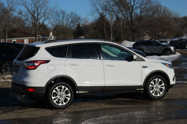 2017 Ford Escape  SE ECOBOOST AWD W/NEW SET OF TIRES, NEW BRAKE SERVICE  - 22971842 - 2