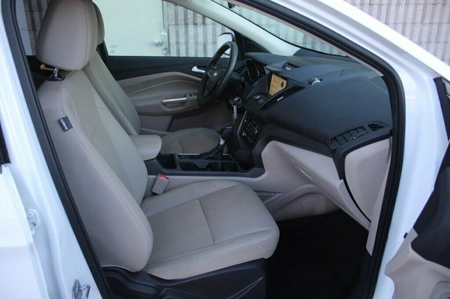 2017 Ford Escape  SE ECOBOOST AWD W/NEW SET OF TIRES, NEW BRAKE SERVICE  - 22971842 - 7