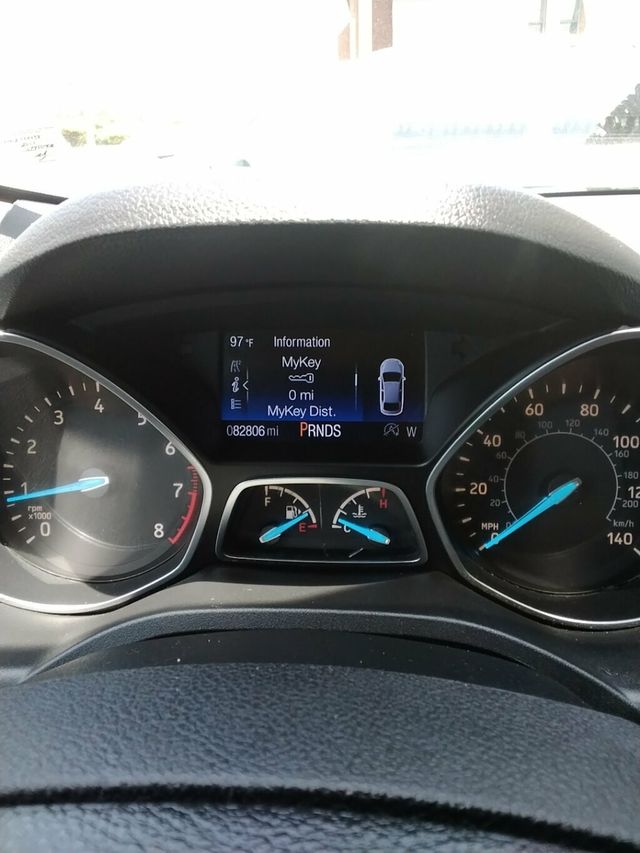 2017 Ford Escape SE FWD - 23046091 - 11