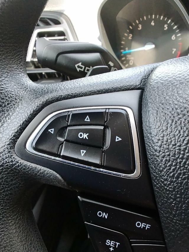 2017 Ford Escape SE FWD - 23046091 - 13