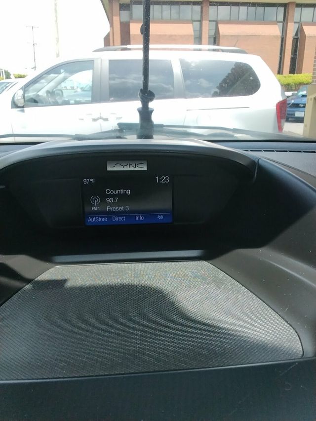 2017 Ford Escape SE FWD - 23046091 - 15