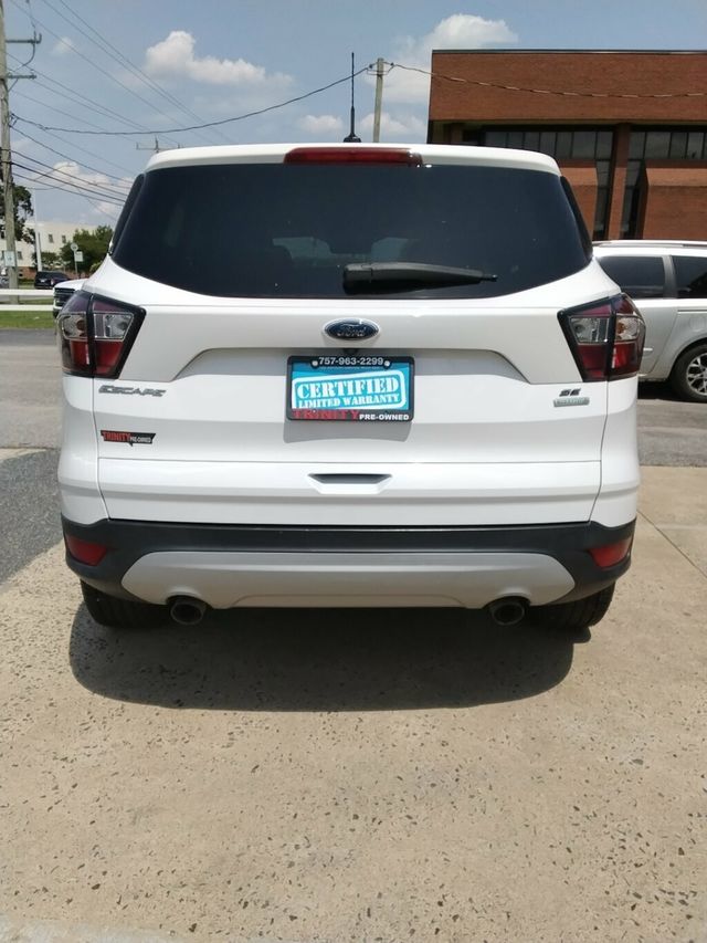 2017 Ford Escape SE FWD - 23046091 - 2