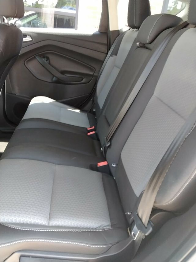 2017 Ford Escape SE FWD - 23046091 - 8
