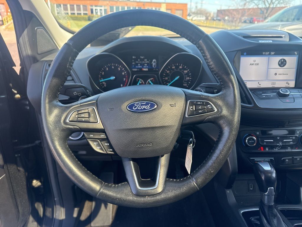 2017 Ford Escape SE FWD - 23002440 - 10