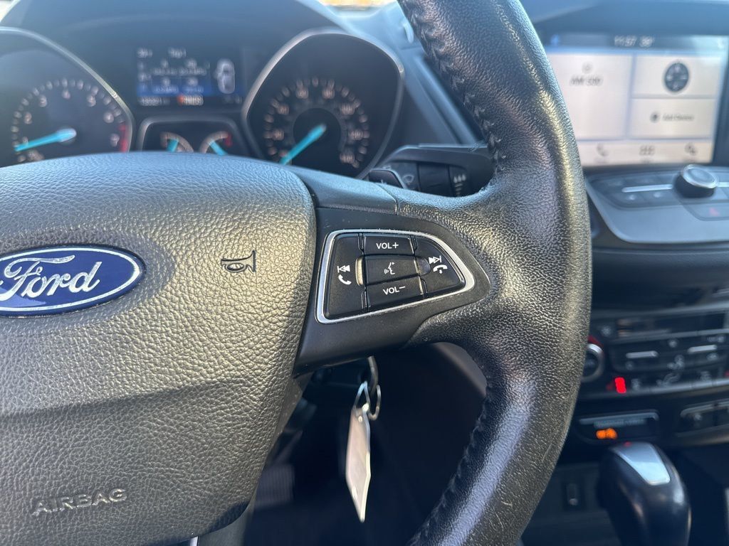 2017 Ford Escape SE FWD - 23002440 - 11