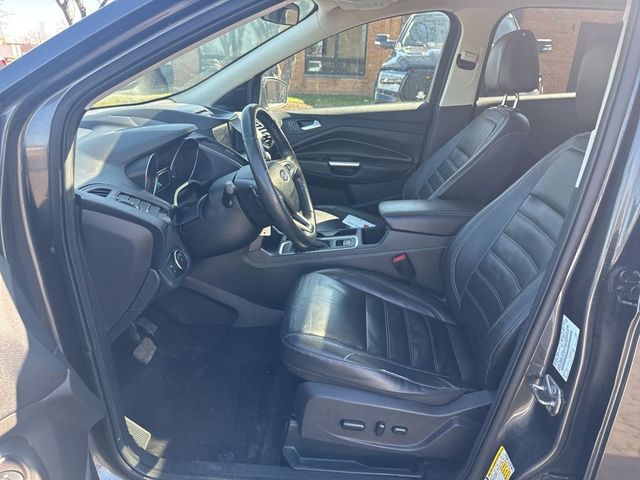 2017 Ford Escape SE FWD - 23002440 - 18