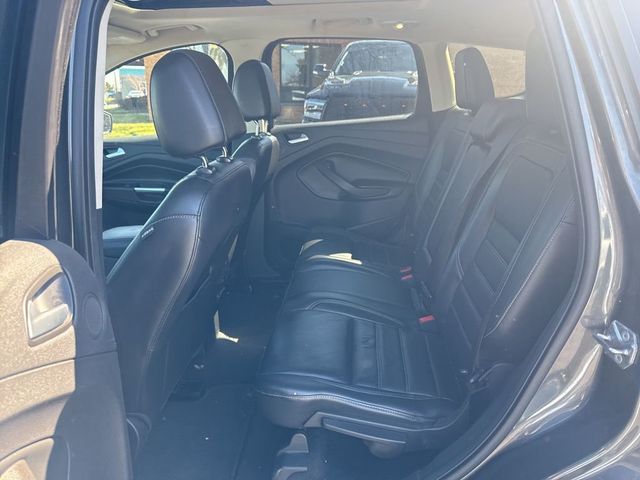 2017 Ford Escape SE FWD - 23002440 - 23