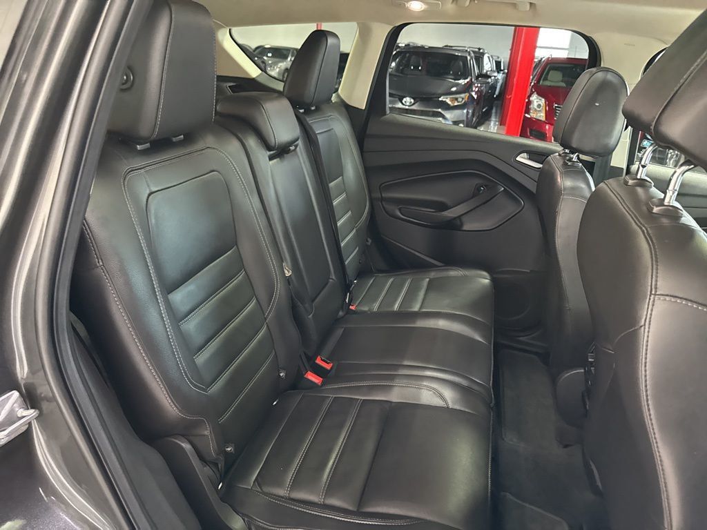 2017 Ford Escape SE FWD - 23002440 - 35