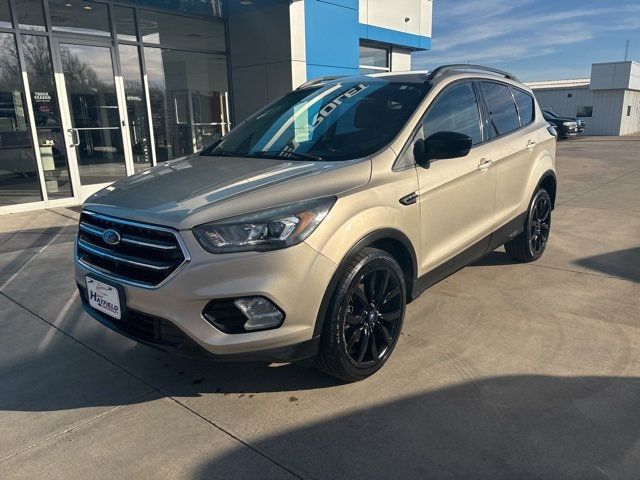 2017 Ford Escape SE FWD - 22985684 - 1