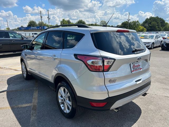 2017 Ford Escape SE FWD - 23055159 - 3