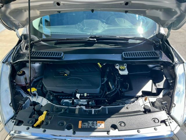 2017 Ford Escape SE FWD - 23029665 - 10