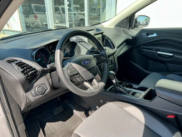 2017 Ford Escape SE FWD - 23029665 - 13