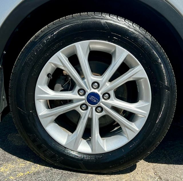 2017 Ford Escape SE FWD - 23029665 - 29