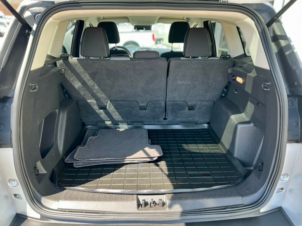 2017 Ford Escape SE FWD - 23029665 - 6