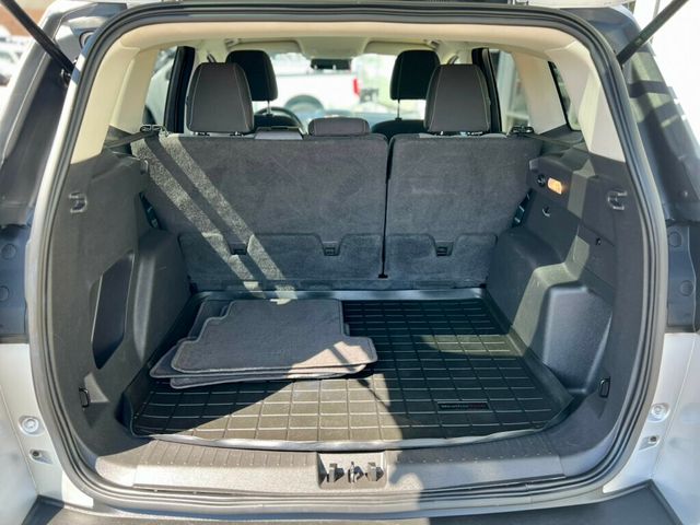 2017 Ford Escape SE FWD - 23029665 - 6