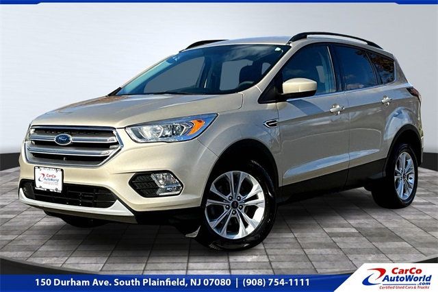 2017 Ford Escape SE FWD - 22937680 - 0