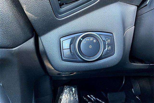 2017 Ford Escape SE FWD - 22937680 - 27