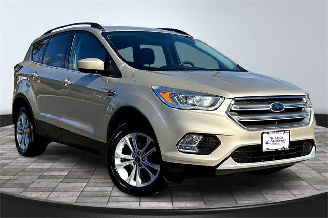 2017 Ford Escape SE FWD - 22937680 - 2