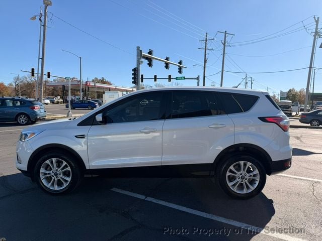 2017 Ford Escape SE FWD W/ BACK UP CAMERA & BLUETOOTH - 22940141 - 13