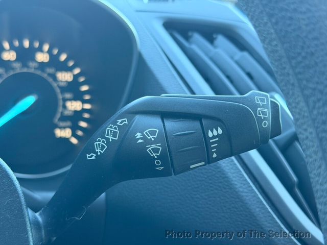 2017 Ford Escape SE FWD W/ BACK UP CAMERA & BLUETOOTH - 22940141 - 27