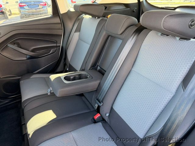 2017 Ford Escape SE FWD W/ BACK UP CAMERA & BLUETOOTH - 22940141 - 42