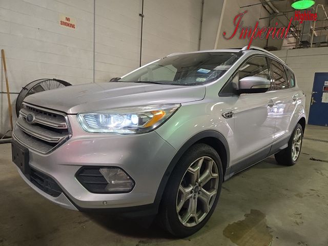 2017 Ford Escape Titanium 4WD - 22965589 - 0