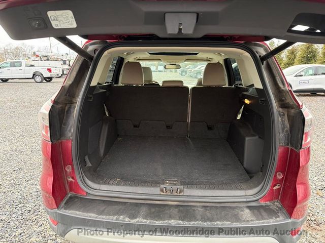 2017 Ford Escape Titanium 4WD - 22975121 - 12