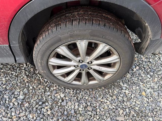 2017 Ford Escape Titanium 4WD - 22975121 - 16