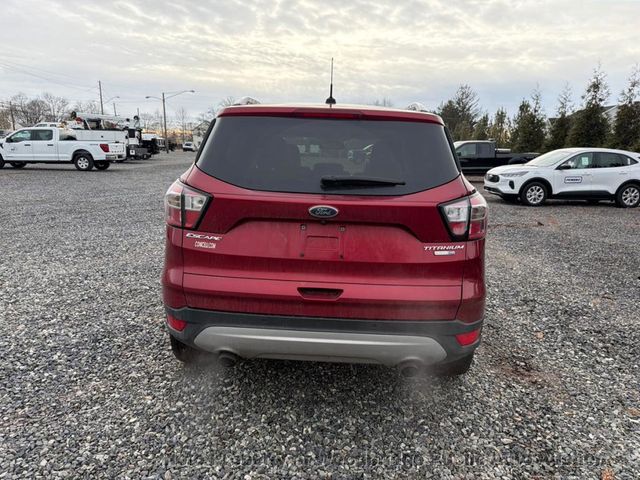 2017 Ford Escape Titanium 4WD - 22975121 - 3