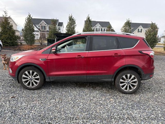 2017 Ford Escape Titanium 4WD - 22975121 - 4
