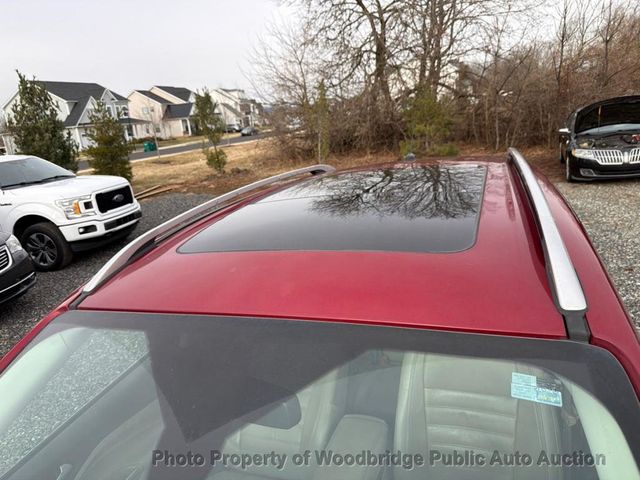 2017 Ford Escape Titanium 4WD - 22975121 - 5