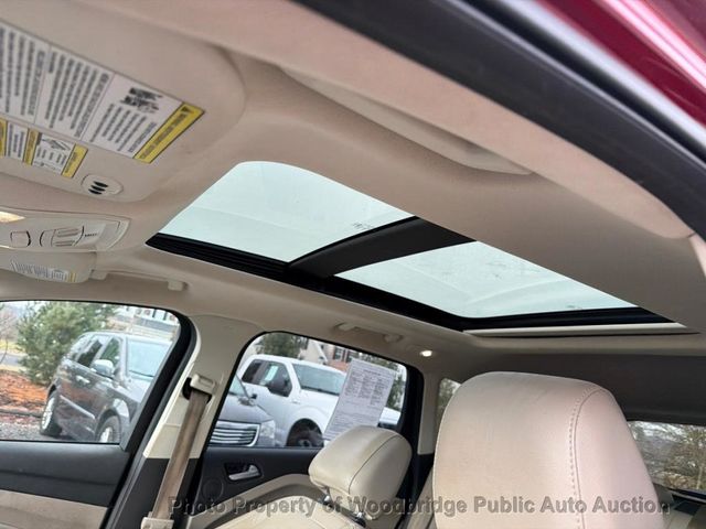 2017 Ford Escape Titanium 4WD - 22975121 - 7