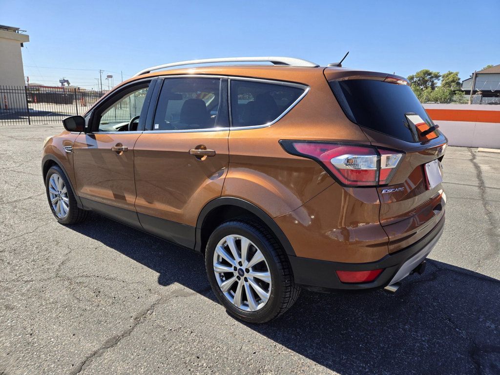 2017 Ford Escape Titanium 4WD - 22933240 - 2