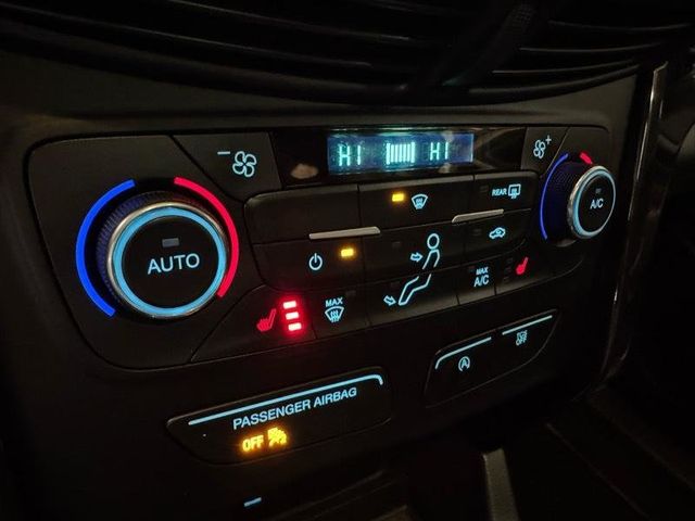 2017 Ford Escape Titanium 4WD - 23002012 - 16