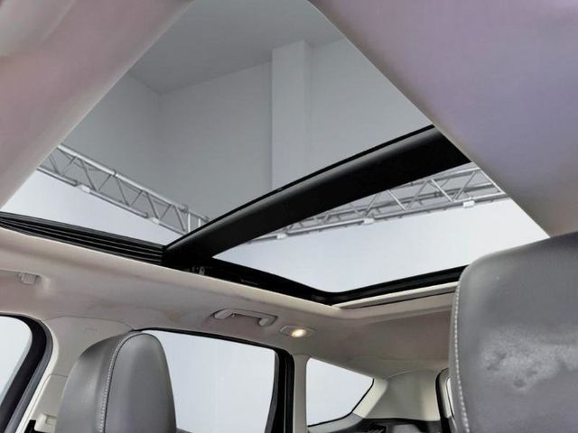 2017 Ford Escape Titanium 4WD - 23002012 - 17