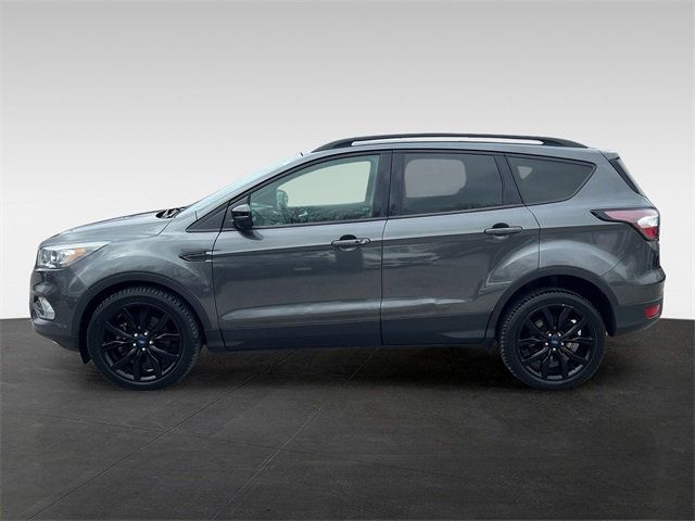 2017 Ford Escape Titanium 4WD - 22969503 - 1