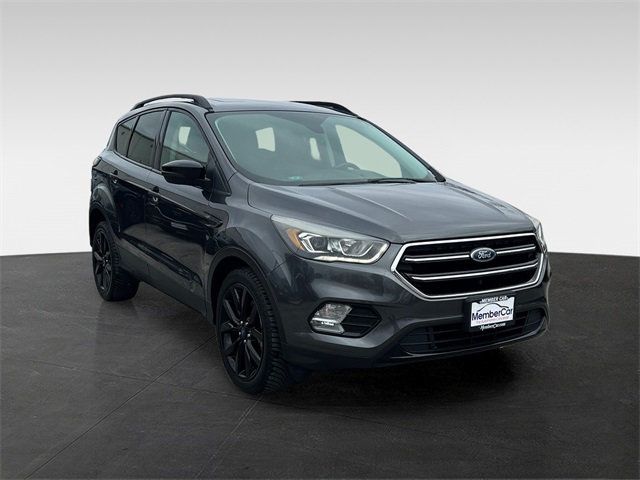 2017 Ford Escape Titanium 4WD - 22969503 - 6