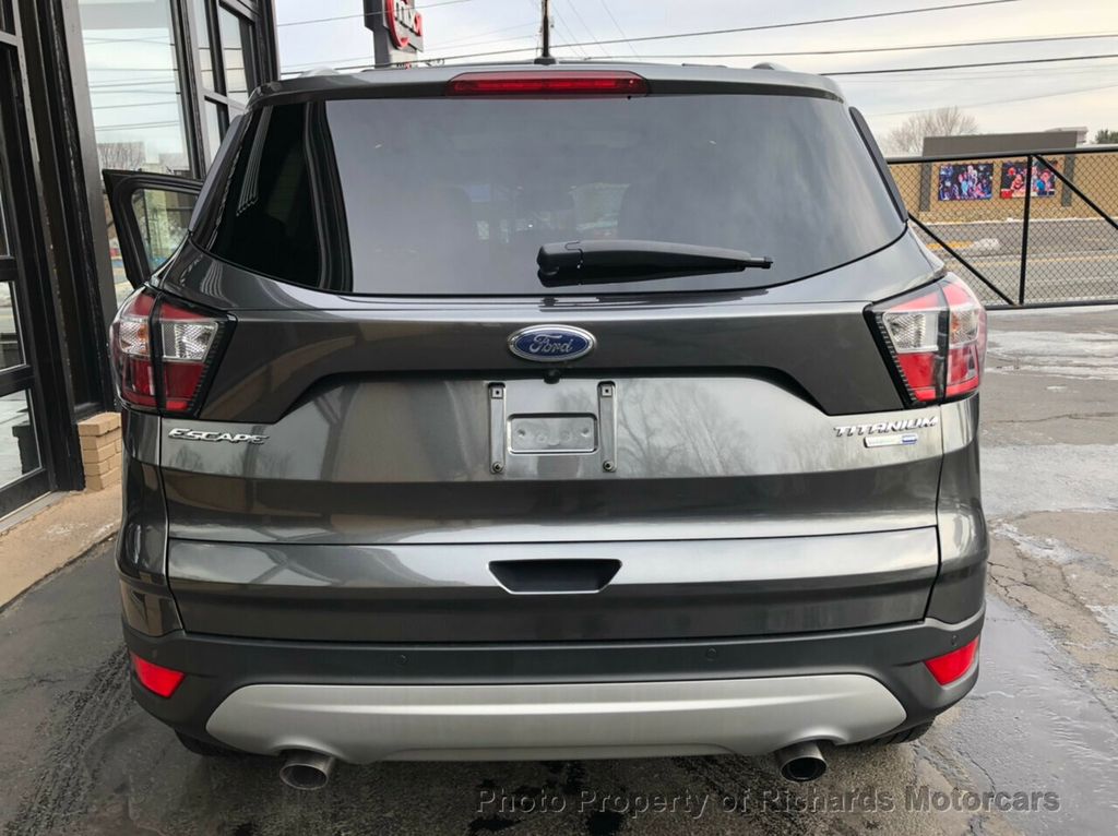 2017 Ford Escape Titanium 4WD - 20458271 - 10
