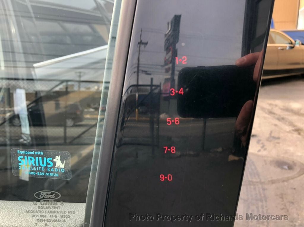 2017 Ford Escape Titanium 4WD - 20458271 - 12